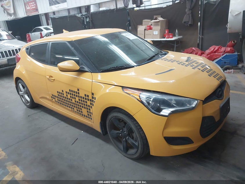 2013 Hyundai Veloster Base W/Black