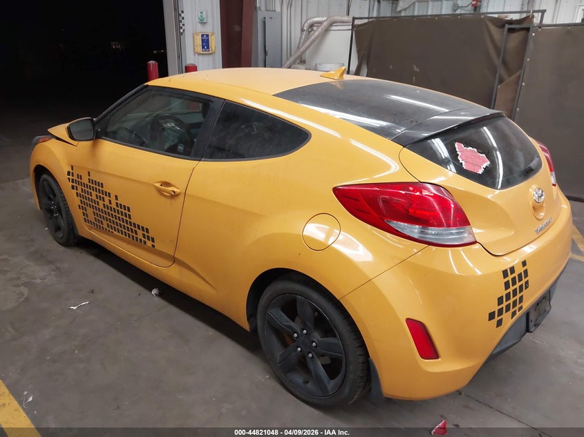 2013 Hyundai Veloster Base W/Black