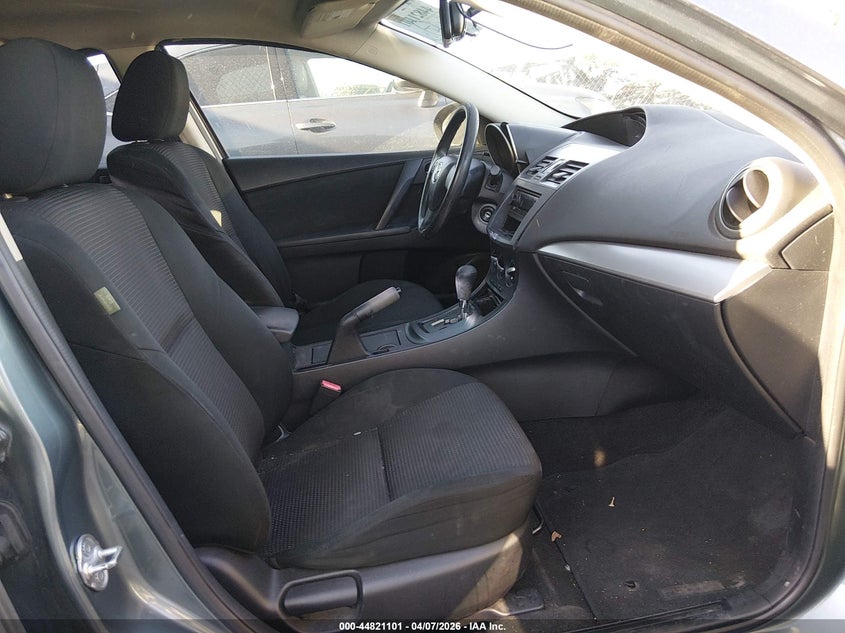 2013 Mazda Mazda3 I Sv