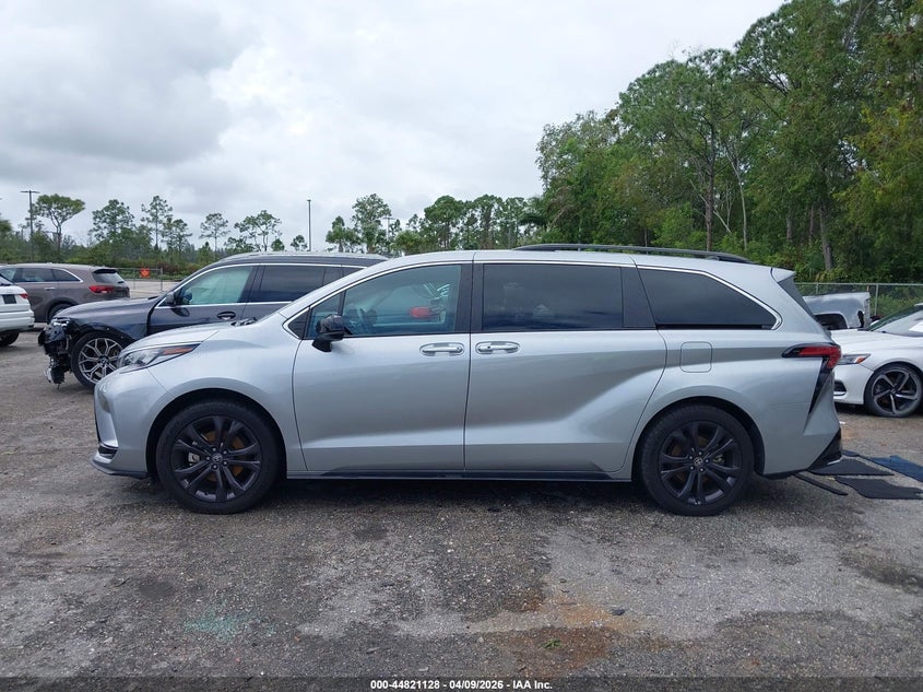 2022 Toyota Sienna Xse VIN: 5TDXRKEC6NS126550 Lot: 44821128