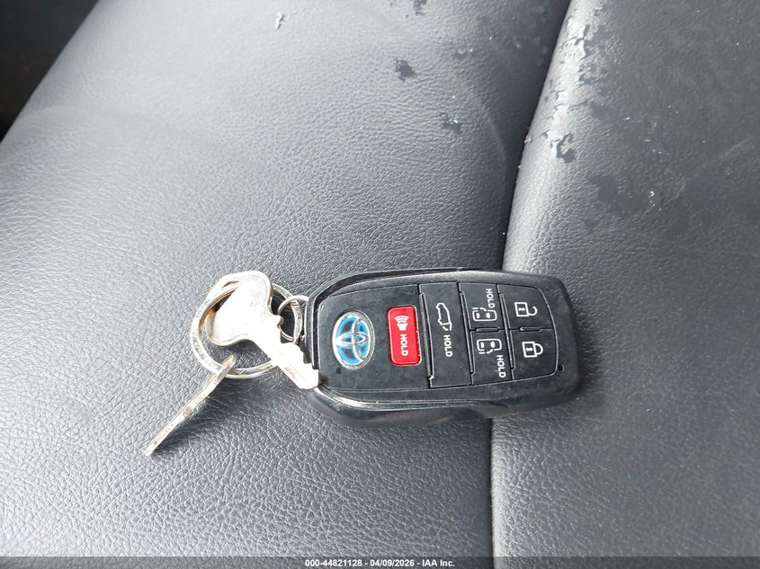 2022 Toyota Sienna Xse VIN: 5TDXRKEC6NS126550 Lot: 44821128