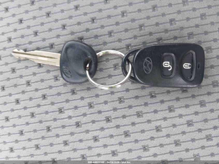 2005 Hyundai Tucson Gls/Lx VIN: KM8JN72D35U043080 Lot: 44821169