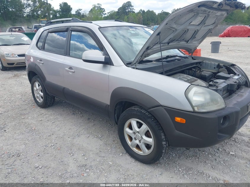 2005 Hyundai Tucson Gls/Lx VIN: KM8JN72D35U043080 Lot: 44821169
