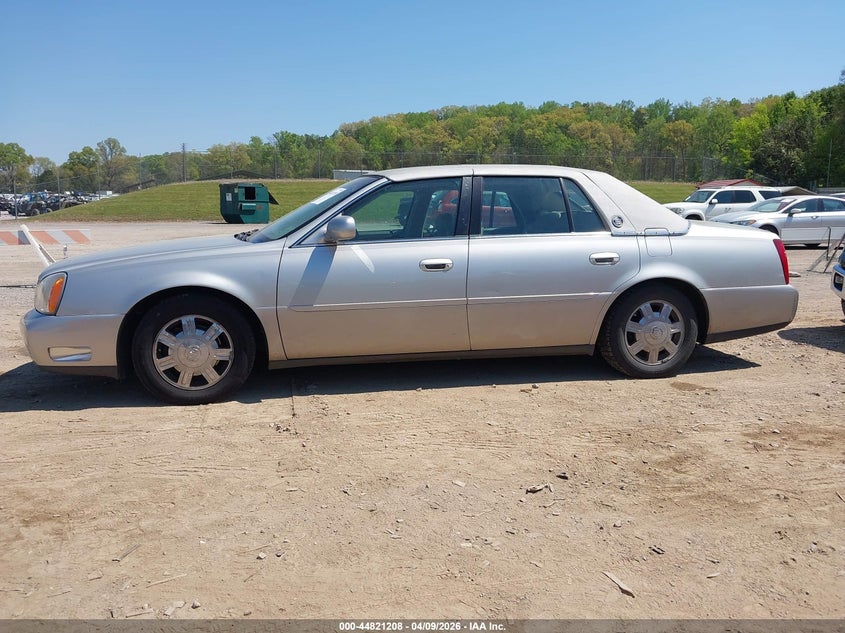 2004 Cadillac Deville Standard VIN: 1G6KD54Y24U227797 Lot: 44821208
