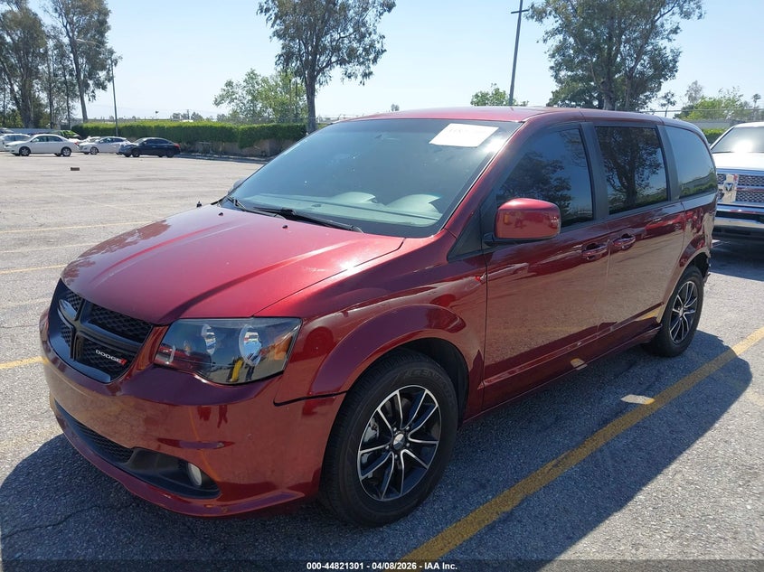 2018 Dodge Caravan 3.6 Grand Se Plus red Lot 111044821301 Vin 2C4RDGBG8JR176347