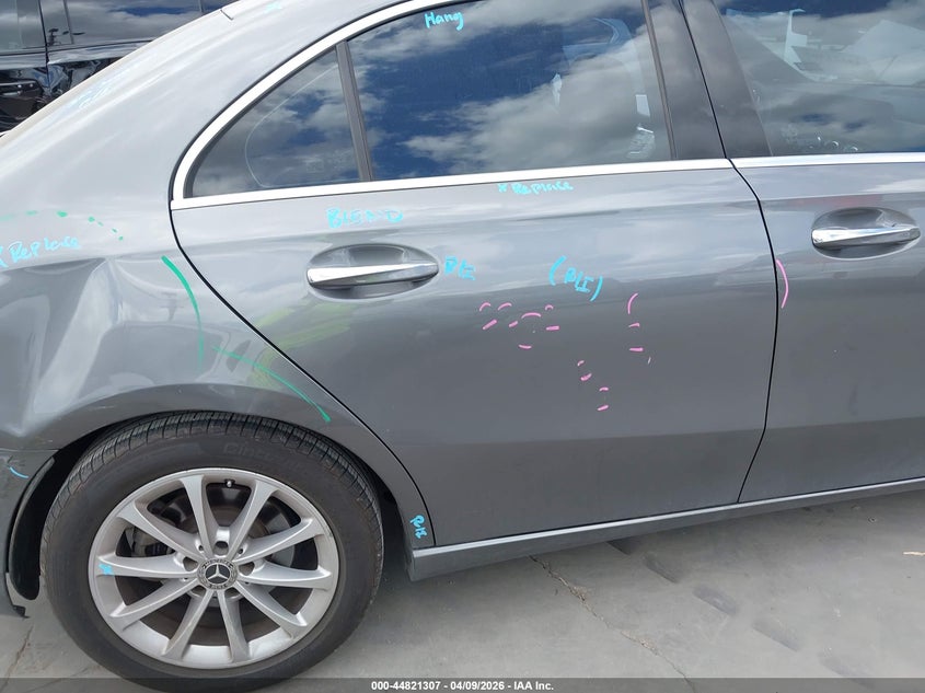 2019 Mercedes-Benz A 220 VIN: WDD3G4EB6KW023315 Lot: 44821307