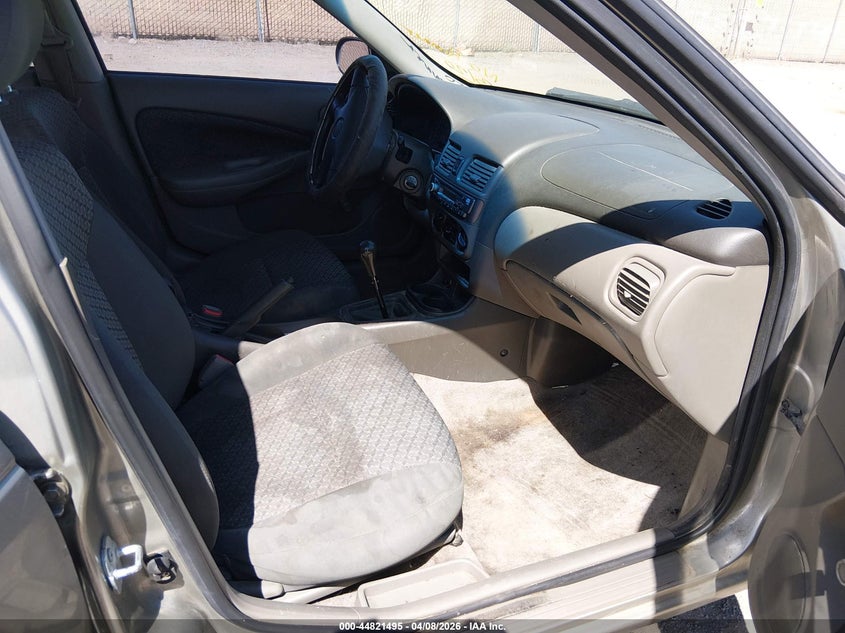 2002 Nissan Sentra Xe