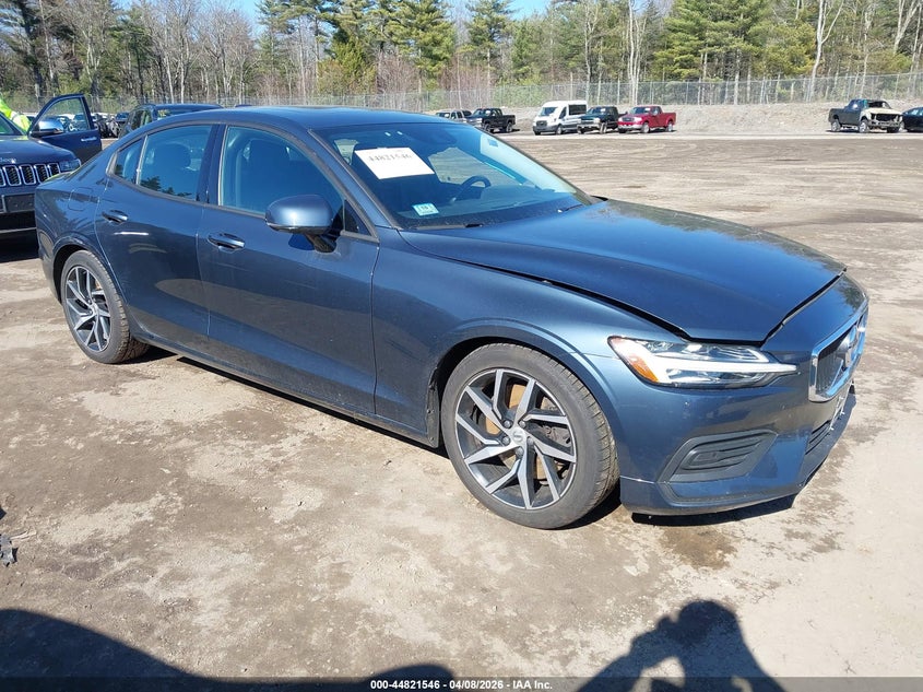 2019 VOLVO S60 T6 MOMENTUM