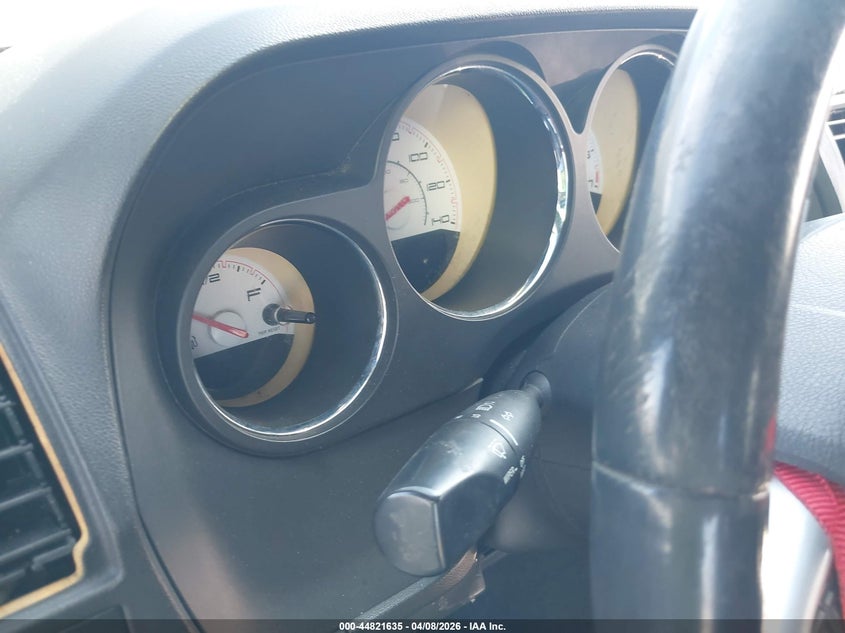 2011 Dodge Challenger VIN: 2B3CJ4DG1BH570324 Lot: 44821635