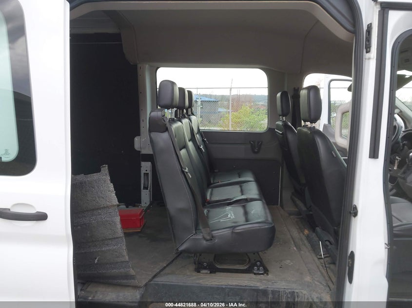 2022 Ford Transit 3.5 -250 white Lot 111044821688 Vin 1FTBR1D81NKA11895