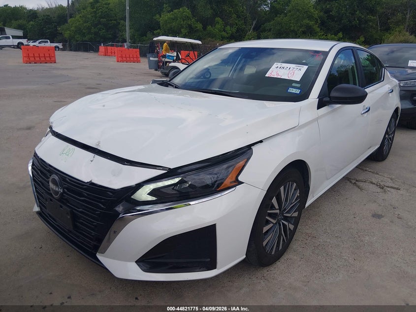 2025 Nissan Altima Sv Fwd