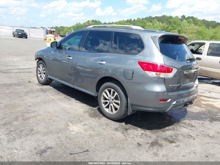 2015 NISSAN PATHFINDER auction photo 3