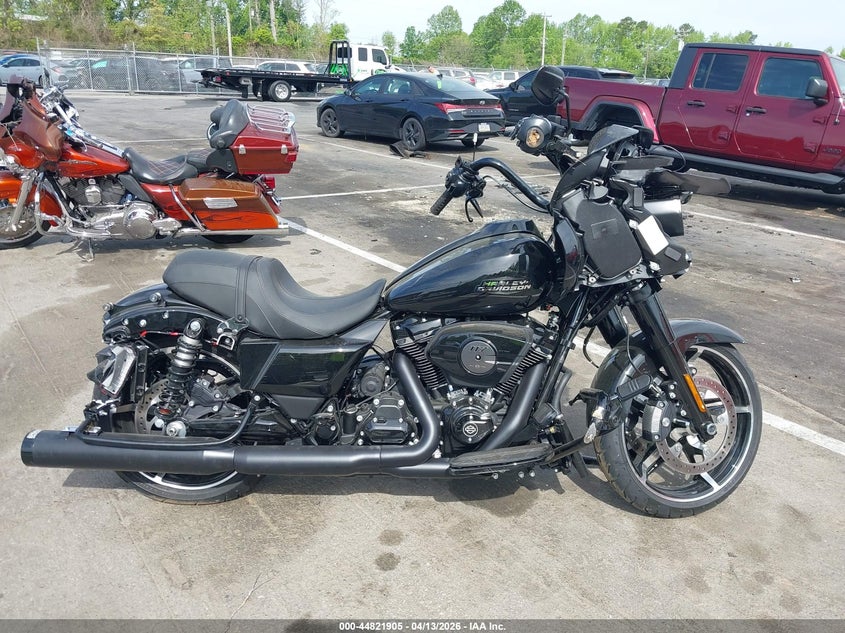 2026 Harley-Davidson Fltrx VIN: 1HD1KH710TB607776 Lot: 44821905
