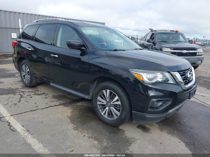 2018 Nissan Pathfinder Sl