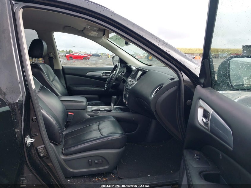 2018 Nissan Pathfinder Sl