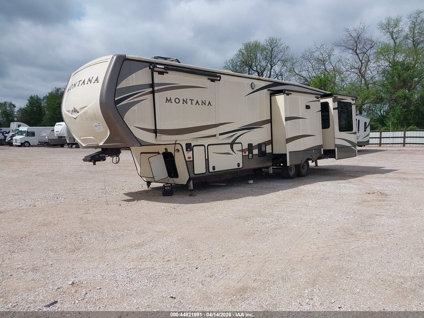 4YDF36621H4700463 2017 Keystone Rv Montana photo 1
