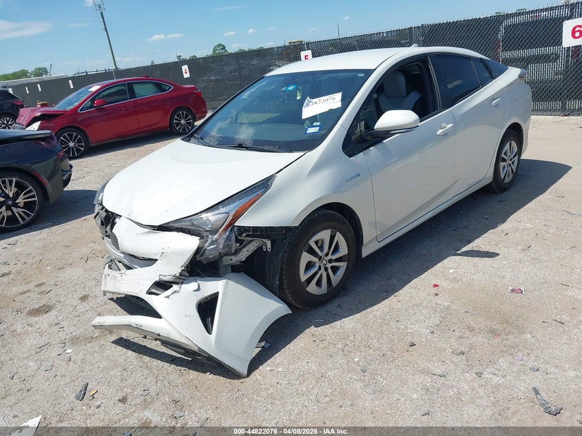 2016 Toyota Prius Three