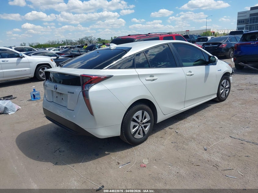 2016 Toyota Prius Three