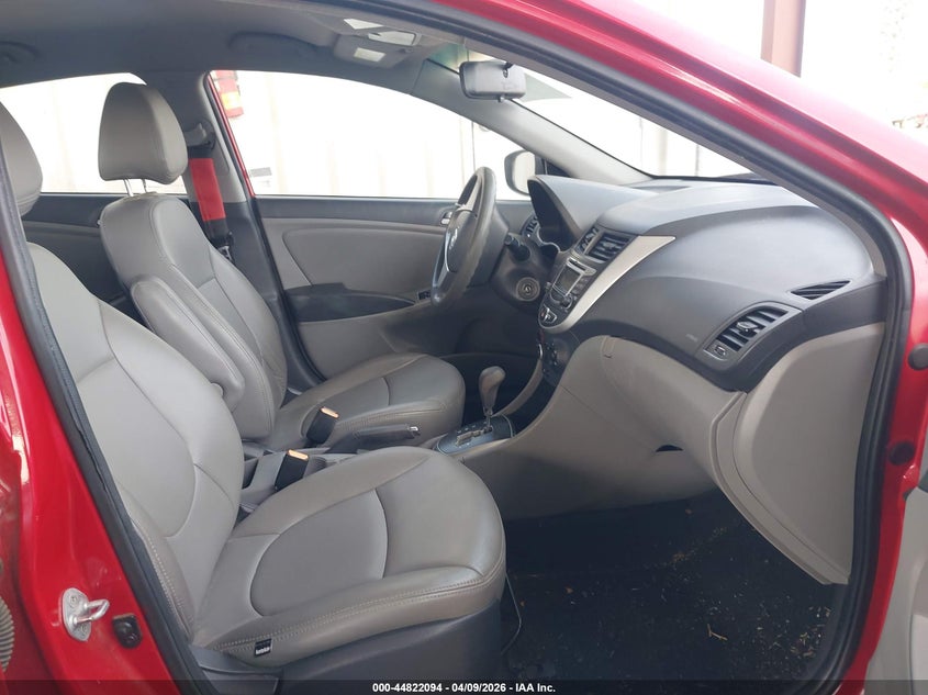 2013 Hyundai Accent 1.6 Gls red Lot 111044822094 Vin KMHCT4AEXDU537250