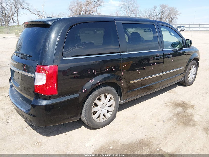 2013 Chrysler Town & Country Touring