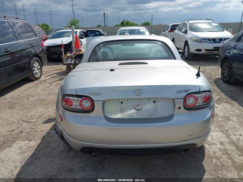 2007 Mazda Mx-5 Grand Touring VIN: JM1NC26F270131977 Lot: 44822201