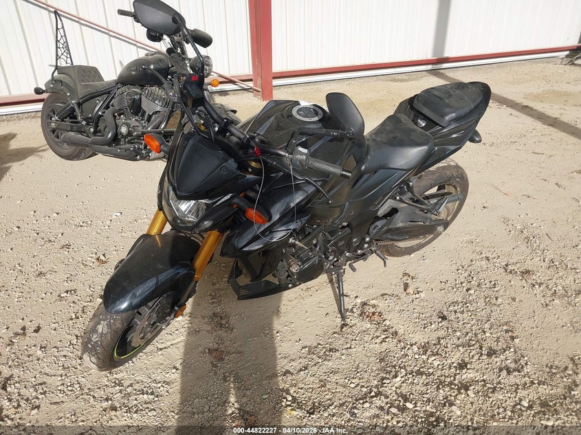 2022 Suzuki Gsx-s Gsx-S750 M Z black Lot 111044822227 Vin JS1C533D6N7100014