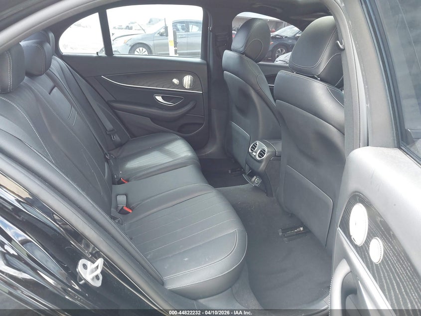 2021 Mercedes-Benz E 350 VIN: W1KZF8DB5MA996871 Lot: 44822232