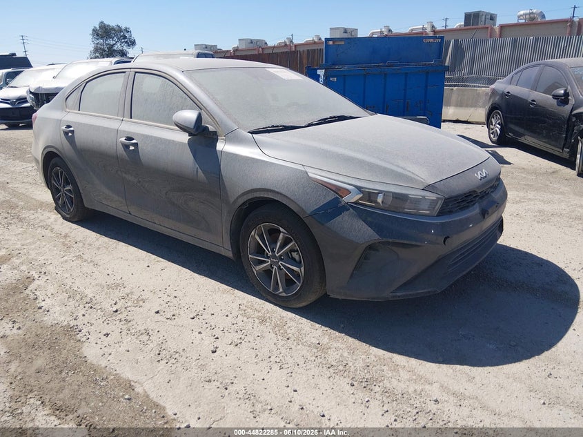 2022 KIA FORTE LXS