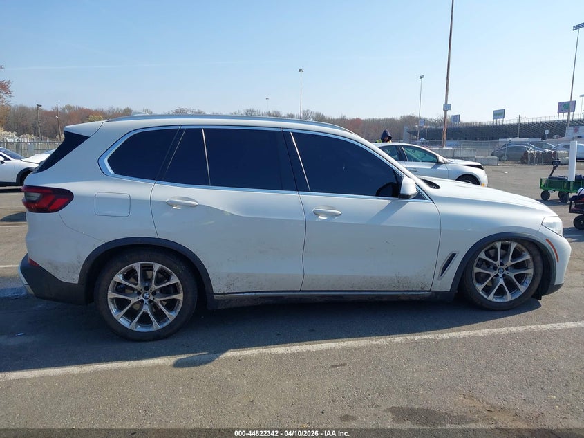 2021 BMW X5 xDrive40I VIN: 5UXCR6C06M9G08254 Lot: 44822342