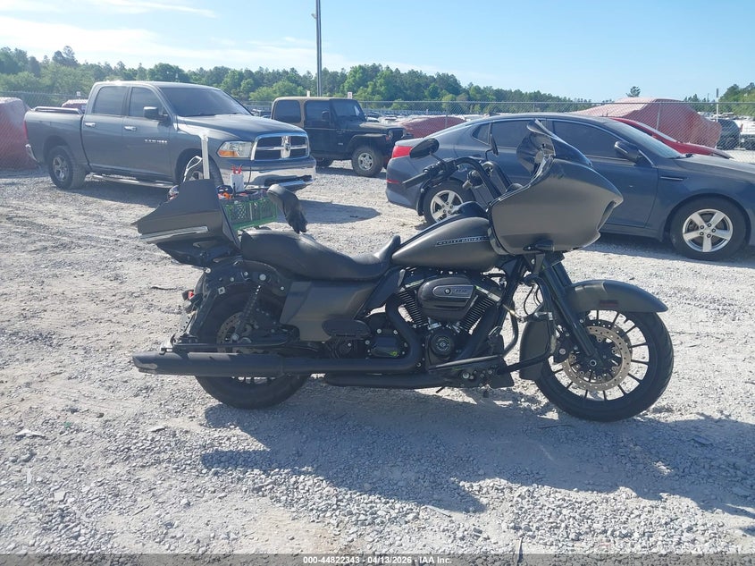 2019 Harley-Davidson Fltrxs VIN: 1HD1KTP13KB639400 Lot: 44822343