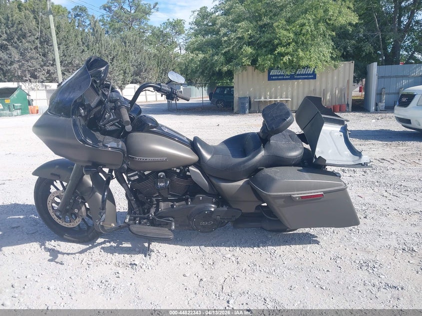 2019 Harley-Davidson Fltrxs VIN: 1HD1KTP13KB639400 Lot: 44822343