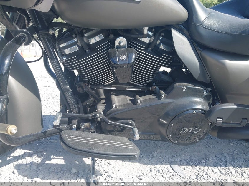 2019 Harley-Davidson Fltrxs VIN: 1HD1KTP13KB639400 Lot: 44822343