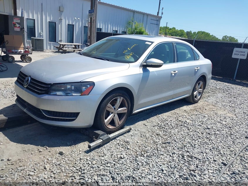 2012 Volkswagen Passat 2.5L Se
