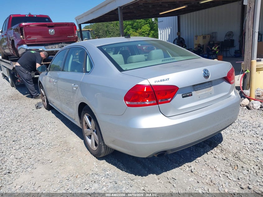 2012 Volkswagen Passat 2.5L Se
