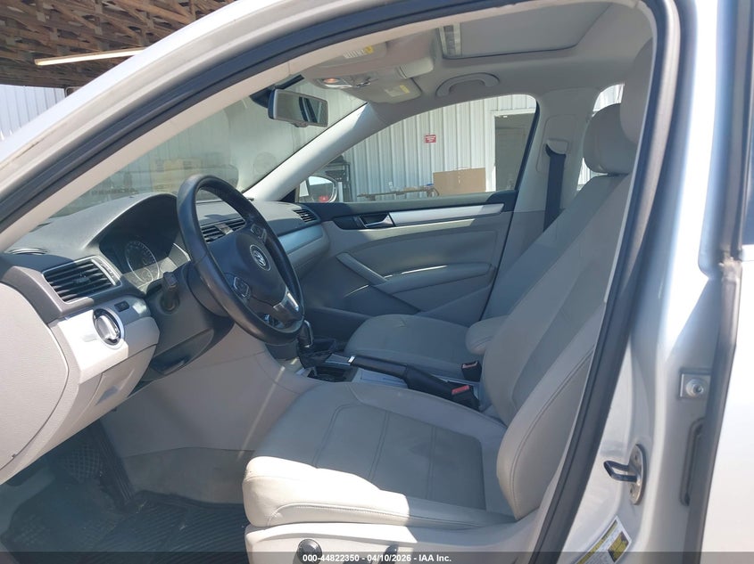 2012 Volkswagen Passat 2.5L Se