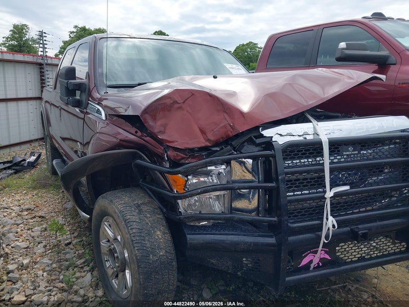 2015 FORD F-350 LARIAT