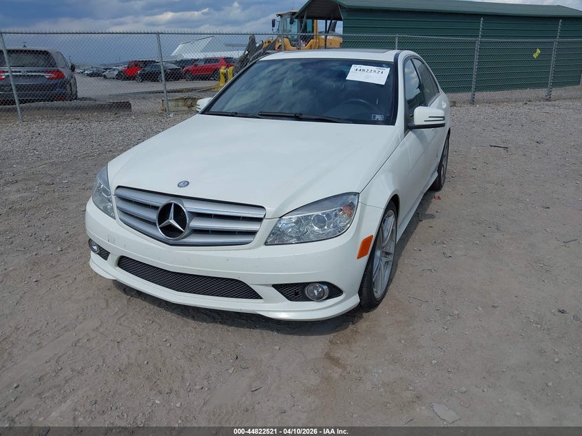 2010 Mercedes-Benz C 300 Luxury 4Matic/Sport 4Matic