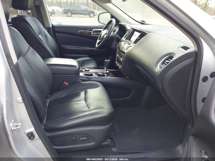 2013 Nissan Pathfinder Sl