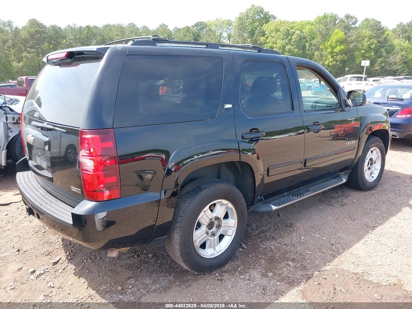 2010 CHEVROLET TAHOE auction photo 4