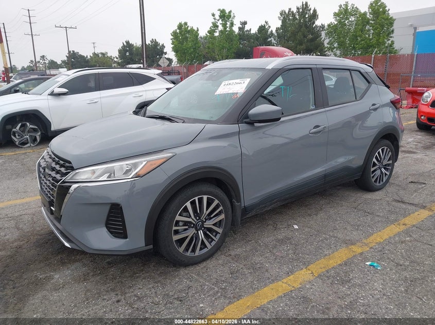 2023 Nissan Kicks Sv Xtronic Cvt