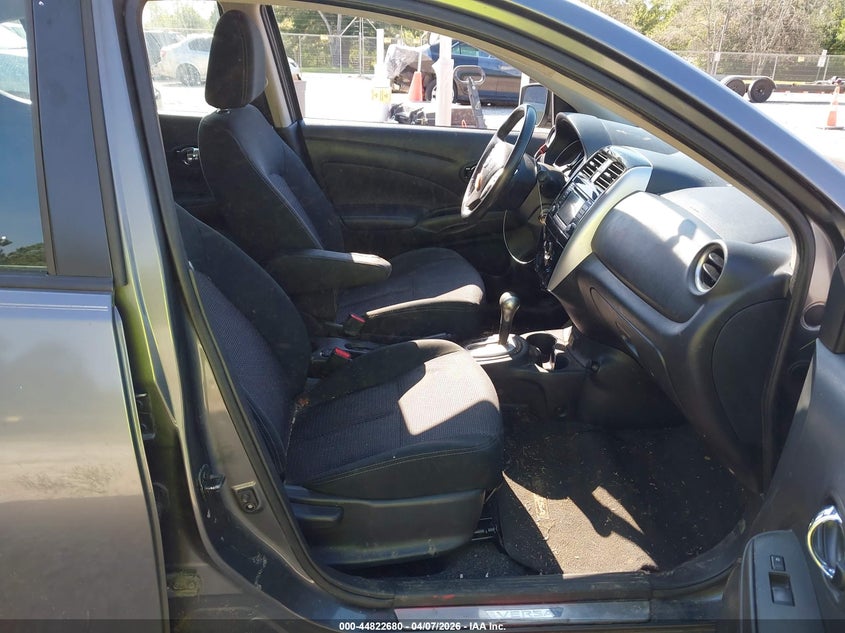 2017 Nissan Versa 1.6 Sv