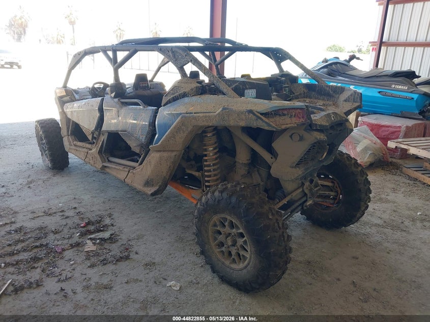 2025 CAN-AM MAVERICK X3 MAX auction photo 3