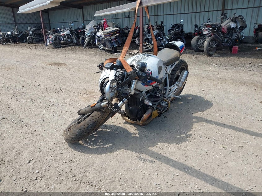 2017 BMW R NINE T auction photo 2