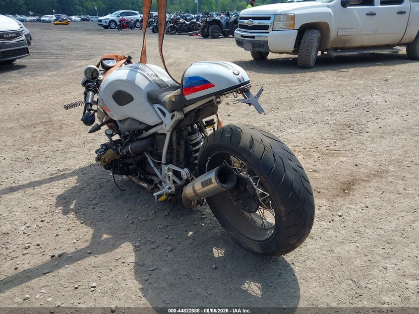 2017 BMW R NINE T auction photo 3