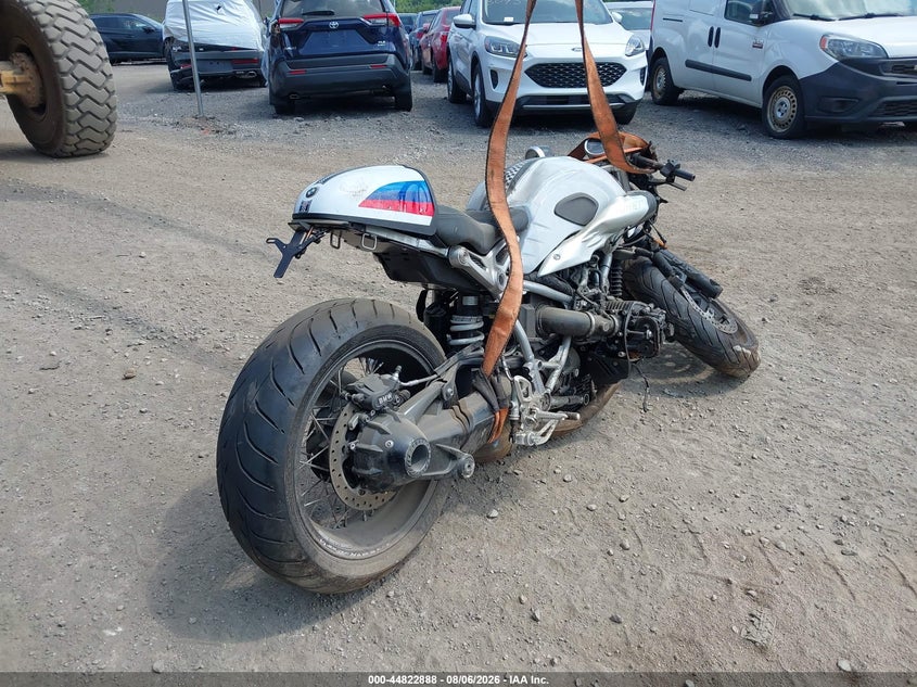 2017 BMW R NINE T auction photo 4