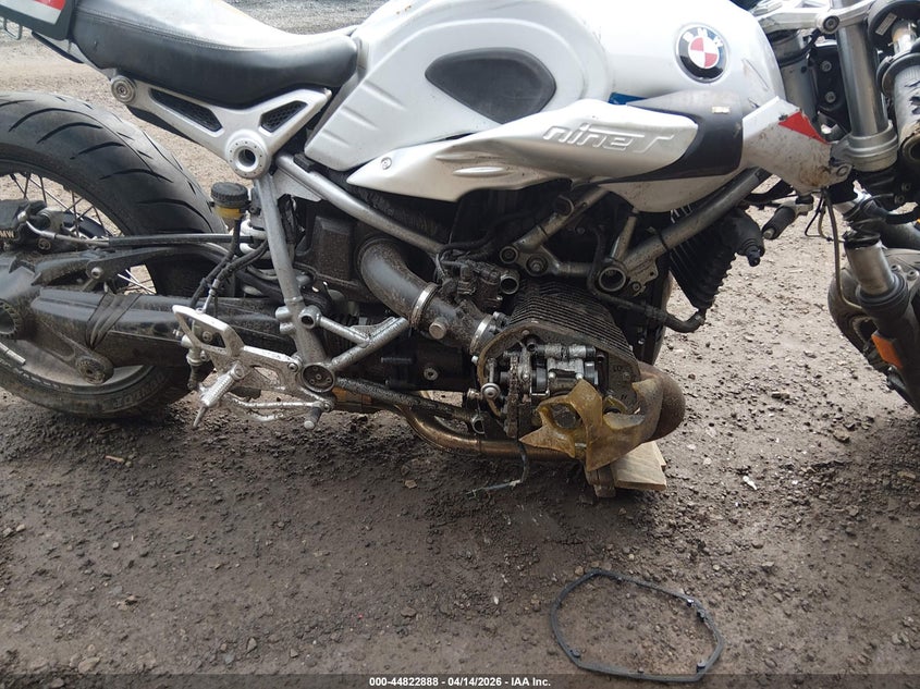 2017 BMW R NINE T auction photo 8