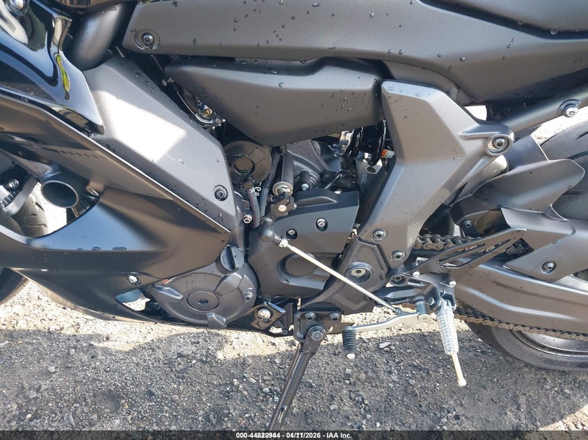 2025 Yamaha Yzfr7 VIN: JYARM38Y4SA004004 Lot: 44240504