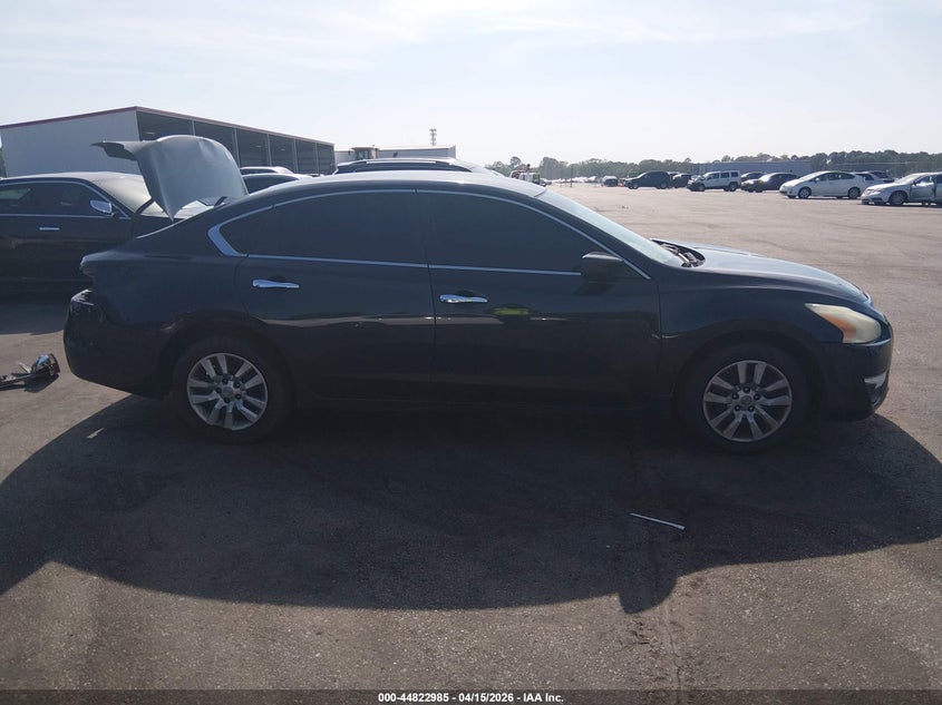 2013 Nissan Altima 2.5 S VIN: 1N4AL3AP3DN530566 Lot: 44822985