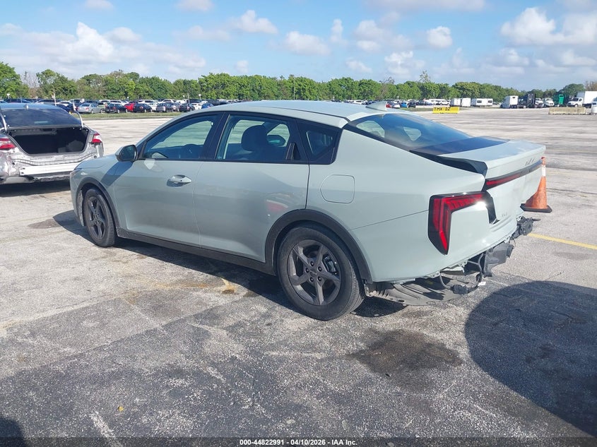 2025 Kia K4 2.0 Lxs grey Lot 111044822991 Vin 3KPFT4DE0SE041060