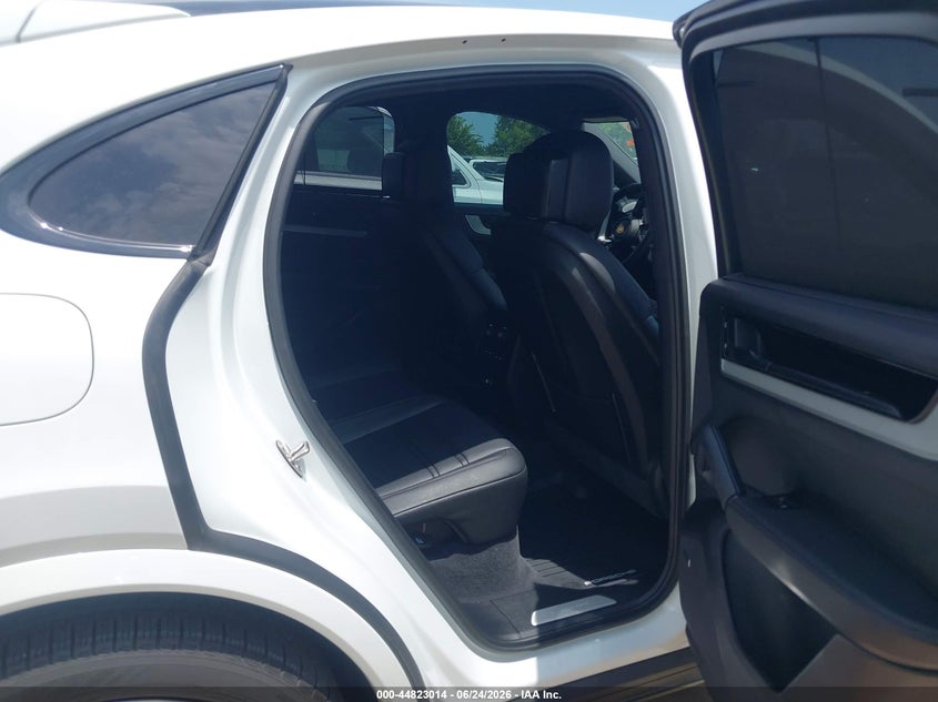 2025 Porsche Cayenne Coupe VIN: WP1BA2AY5SDA31003 Lot: 44823014